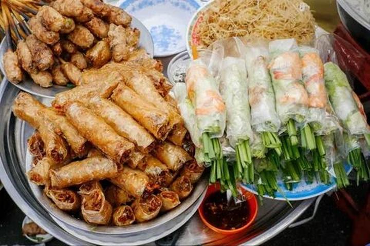 Hotspot Matrix và 2 kiểu áo hot nhất hè này: Giá chưa đến 100k mà giúp vóc dáng thon thả